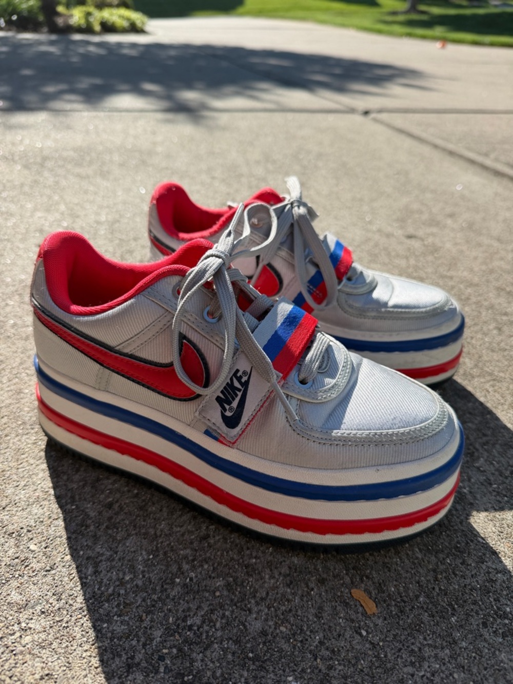 Nike Vandal 2K Sneakers Women’s Size 6.5